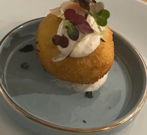 Croquetas melosas de jamón ibérico